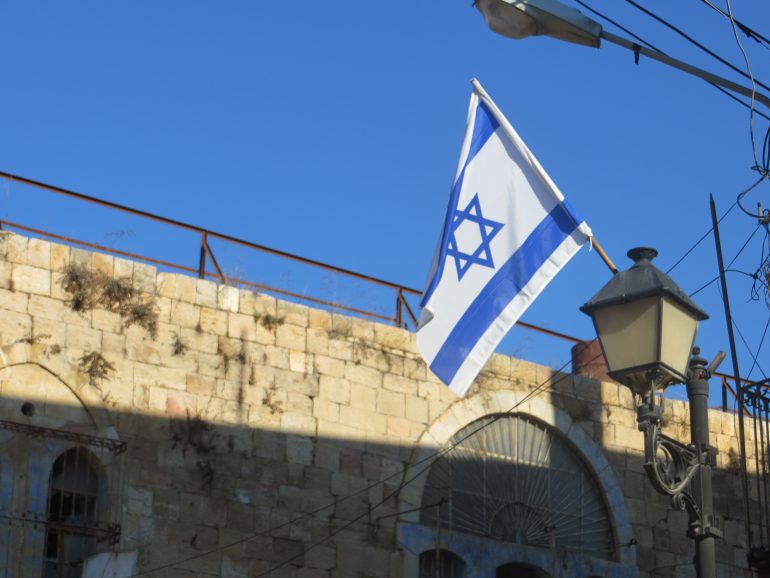 Israeli flag: even a slave can have the spirit of a free man