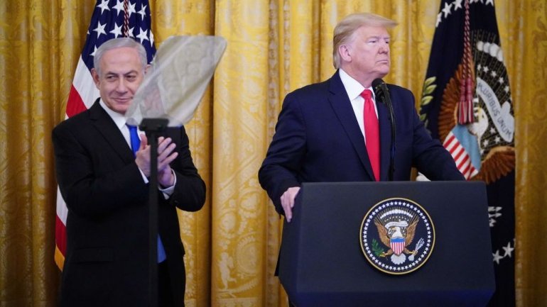 Netanyahu at Trump's side as the 'Deal of the Century' is announced