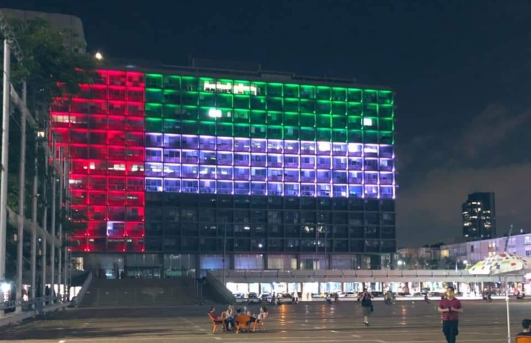 Israelis show desperation for peace - UAE flag lights up Kikar Rabin