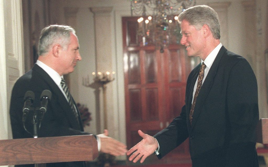 Prime Minister Binyamin Netanyahu with US President Bill Clinton
