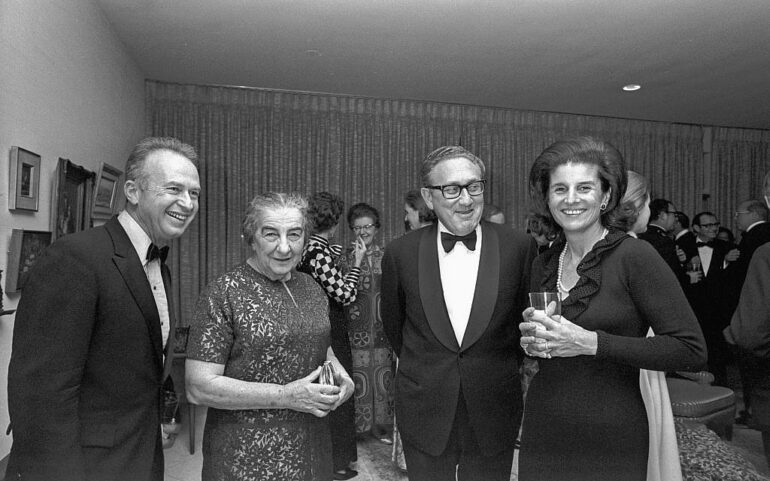 Rav Mike Feuer on The War of Attrition (II): The Diplomatic Front - image of The Rabins with Golda Meir & Henry Kissinger in 1973