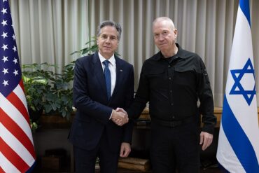 US Secretary of State Anthony Blinken with Israeli Defense Minister Yoav Gallant